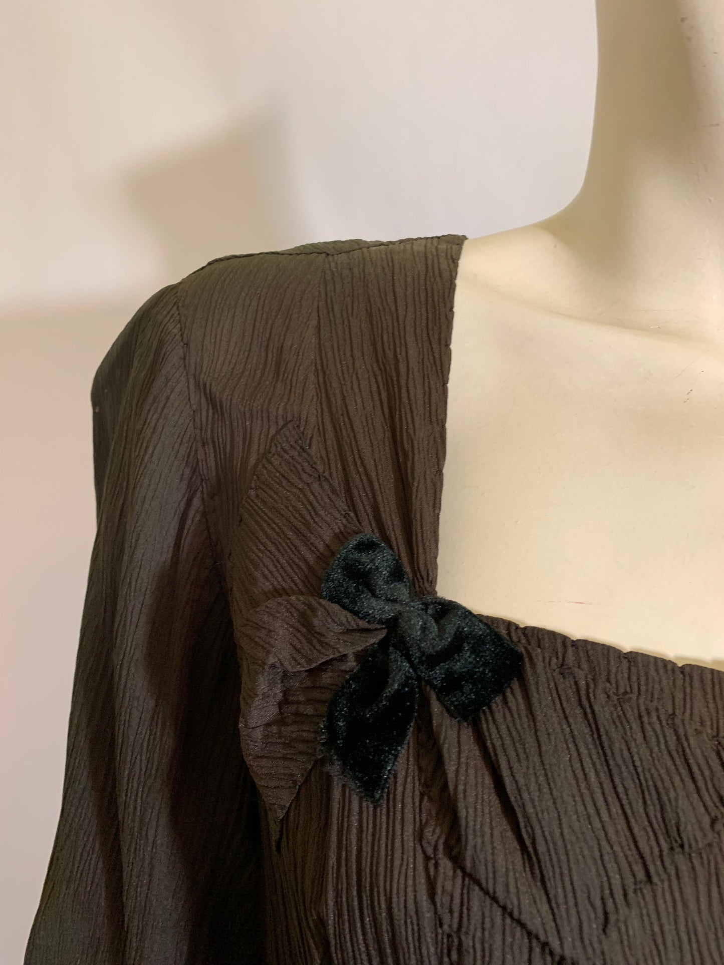 Crinkle Silk and Wool Black and Grey Dress with Velvet Accents circa 1920s