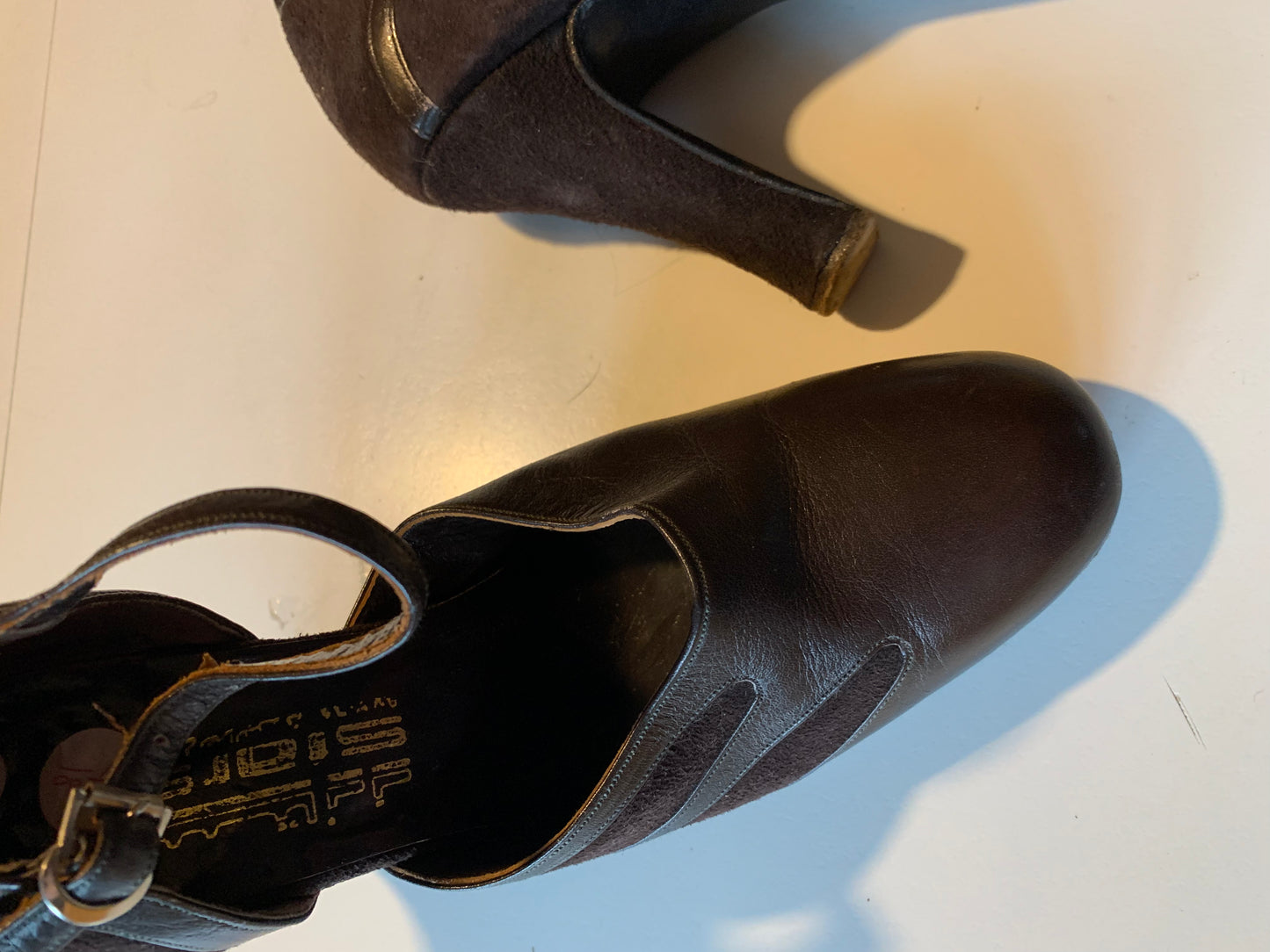 Chocolate Brown Suede and Leather Ankle Strap Rounded Toe Shoes circa 1970s 8