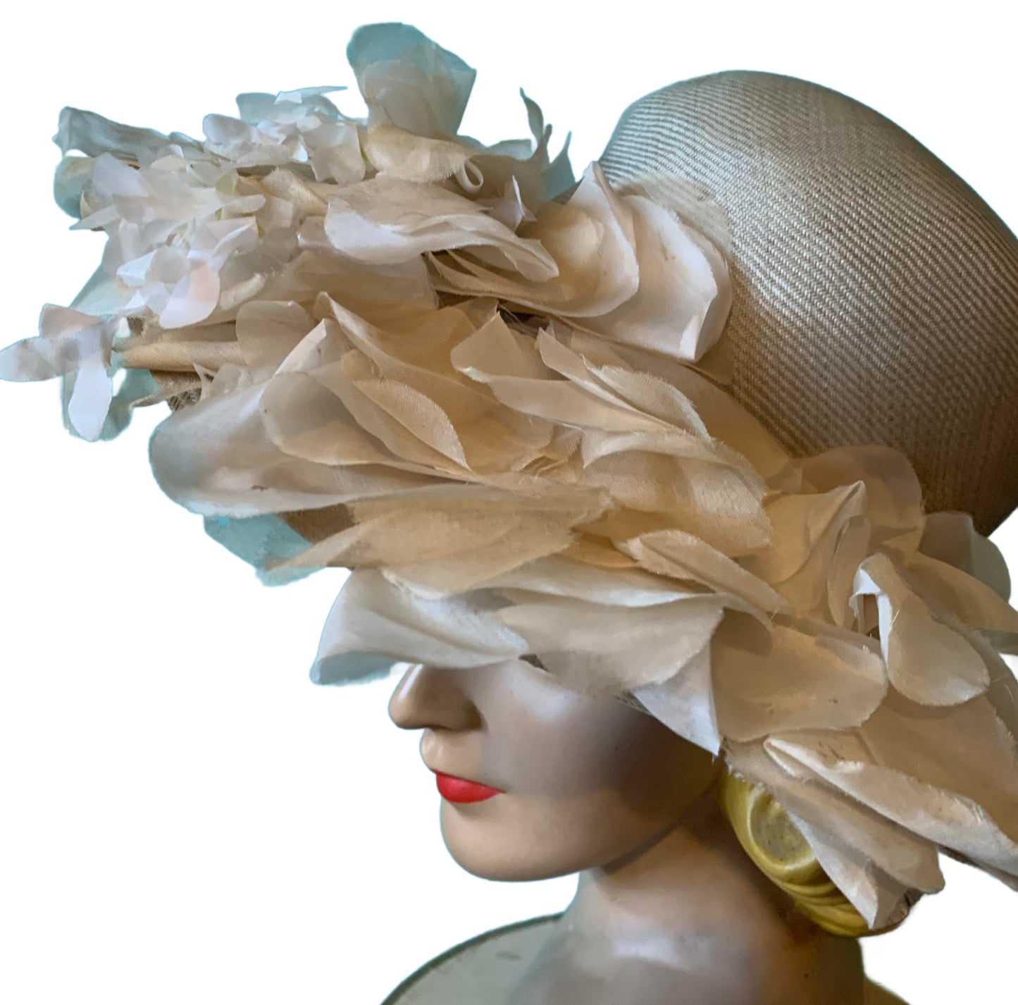 Cloud Grey Sisal Wide Brim Hat with Silk Flowers circa 1940s