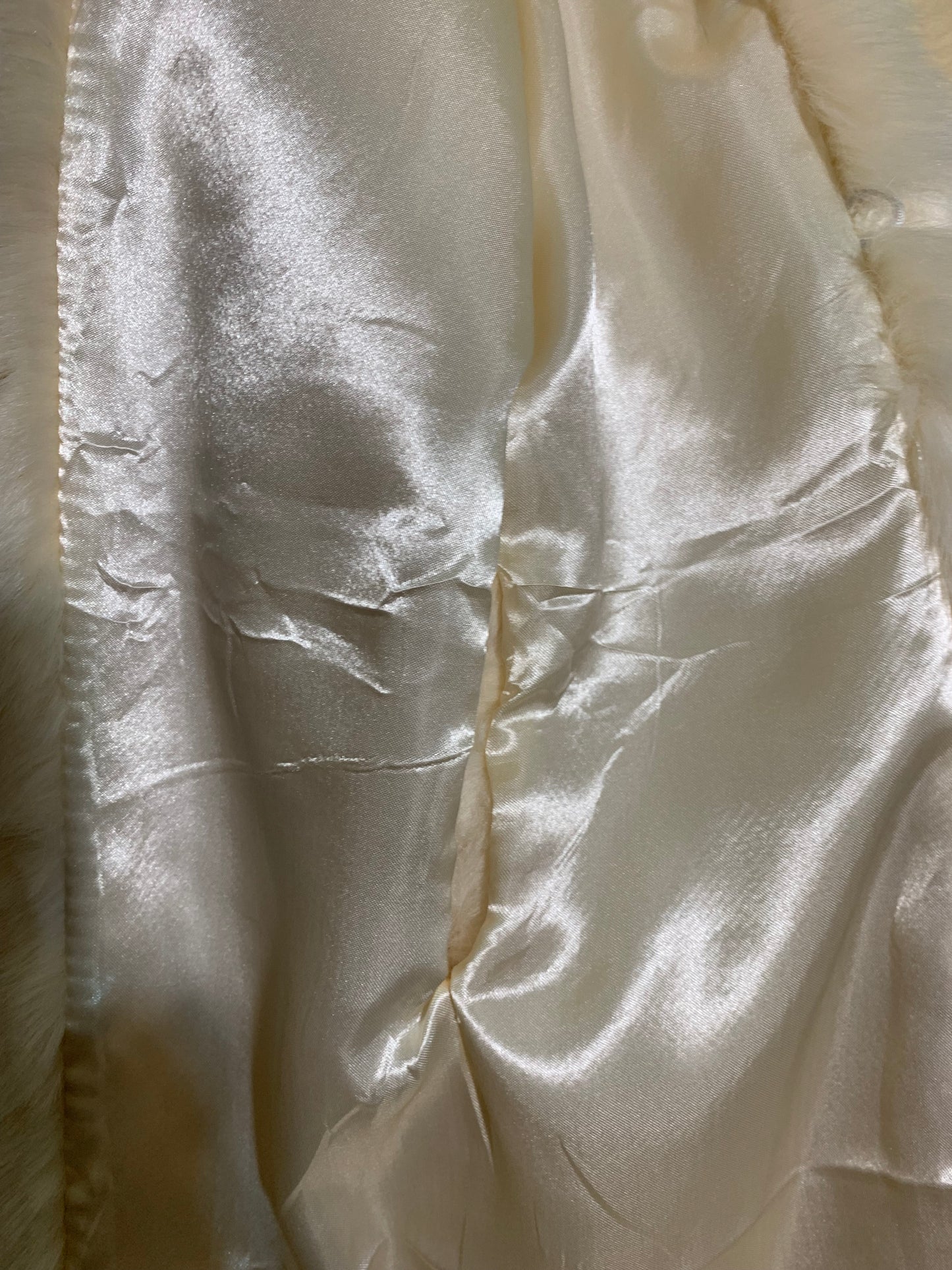 Old Hollywood Glamour Modern Does 50s Winter White Faux Fur Wrap