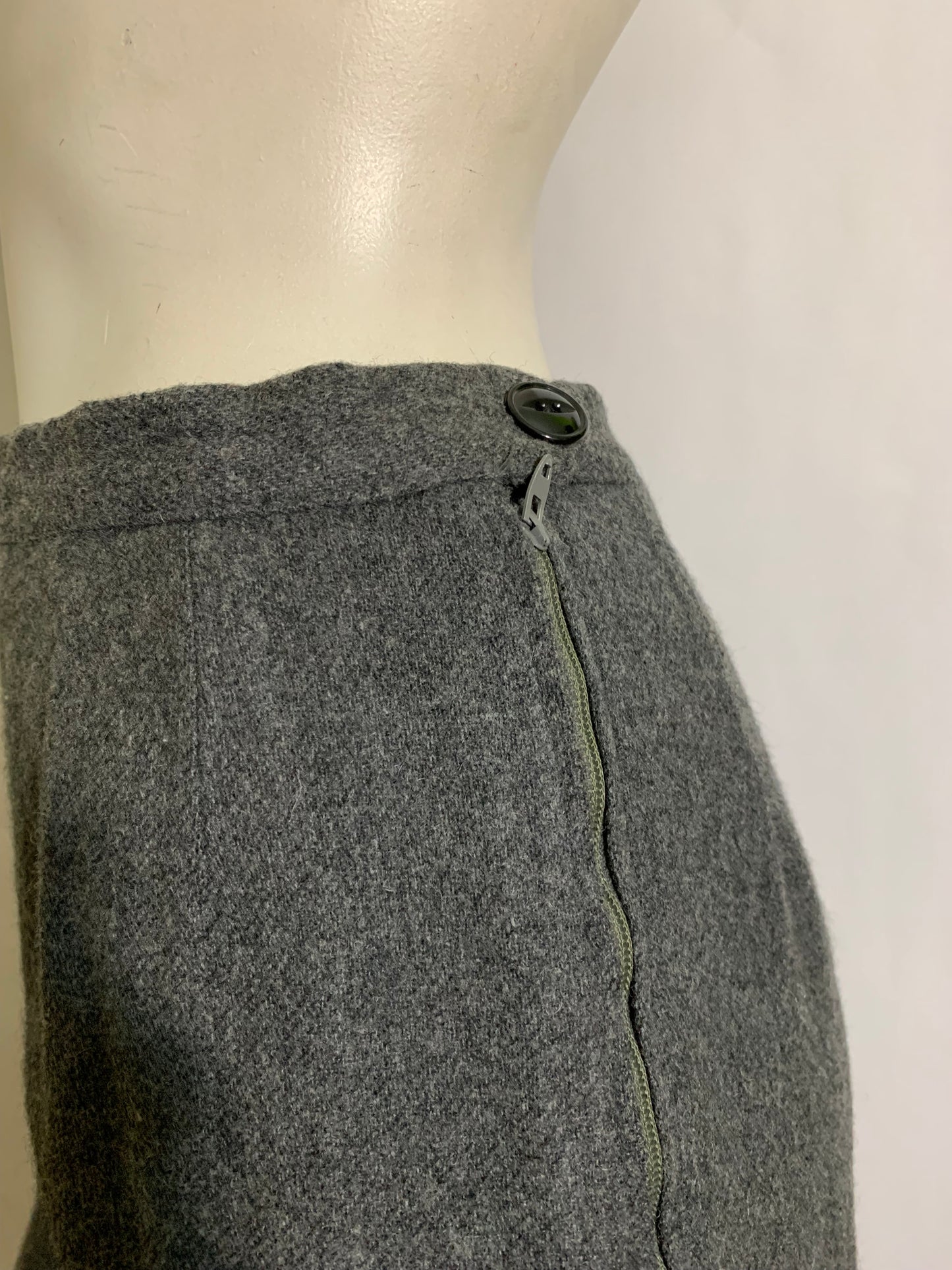 Charcoal Grey Wool Capri Pants circa 1960s