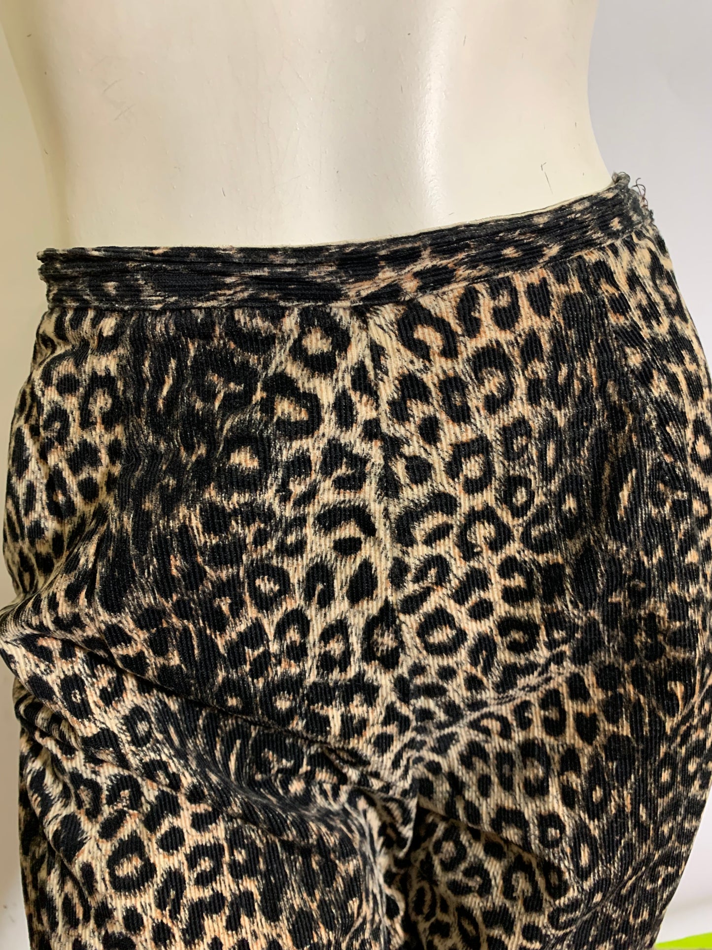 Rad Leopard Print Mini Wale Corduroy Pedal Pusher Pants circa 1960s