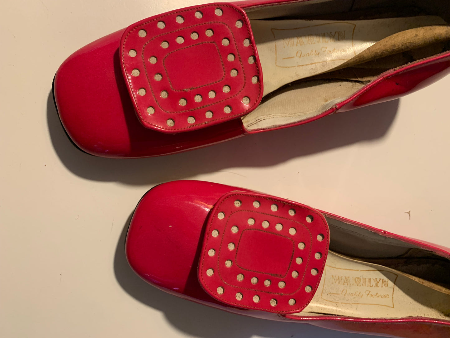 Electric Pink Patent Vinyl Squared Toe Low Heel Shoes circa 1970s 6.5