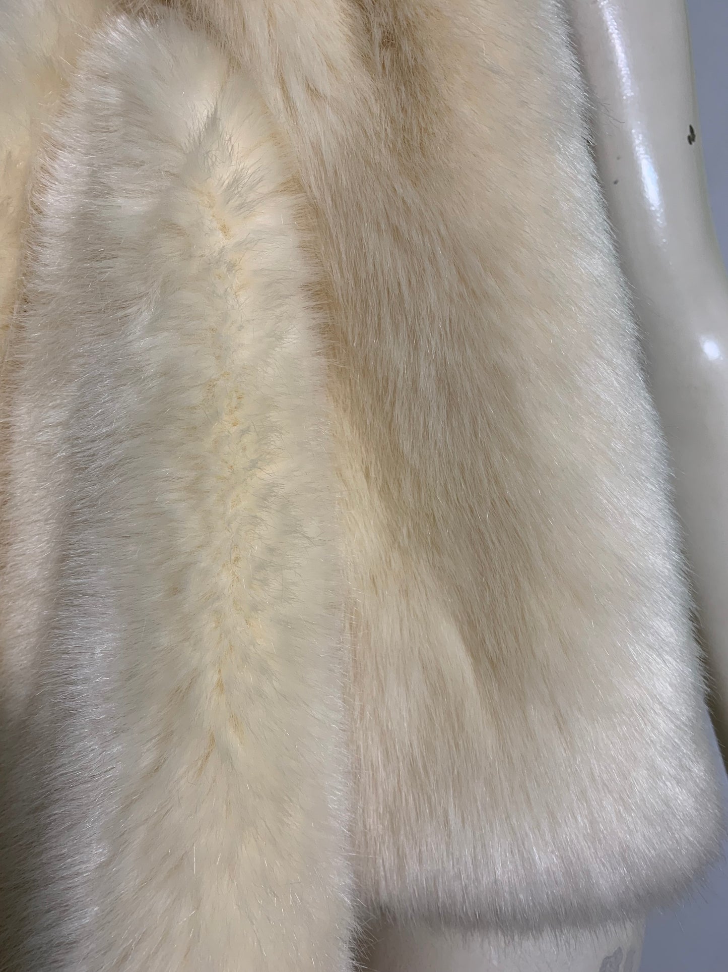 Old Hollywood Glamour Modern Does 50s Winter White Faux Fur Wrap