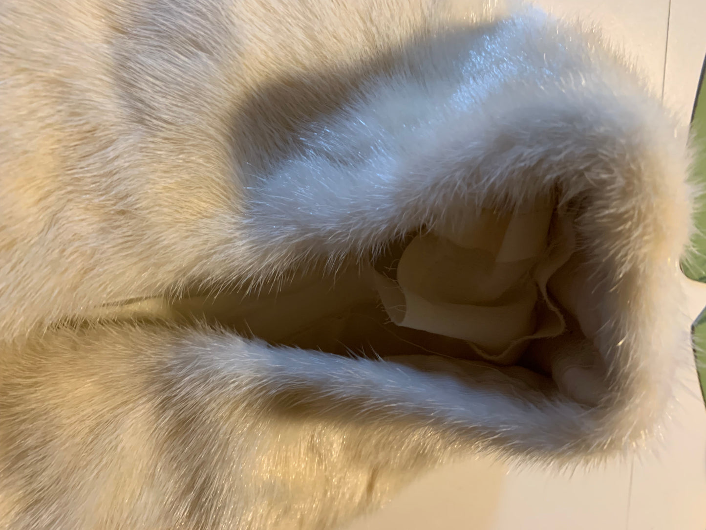 Winter White Genuine Mink Collar circa 1960s