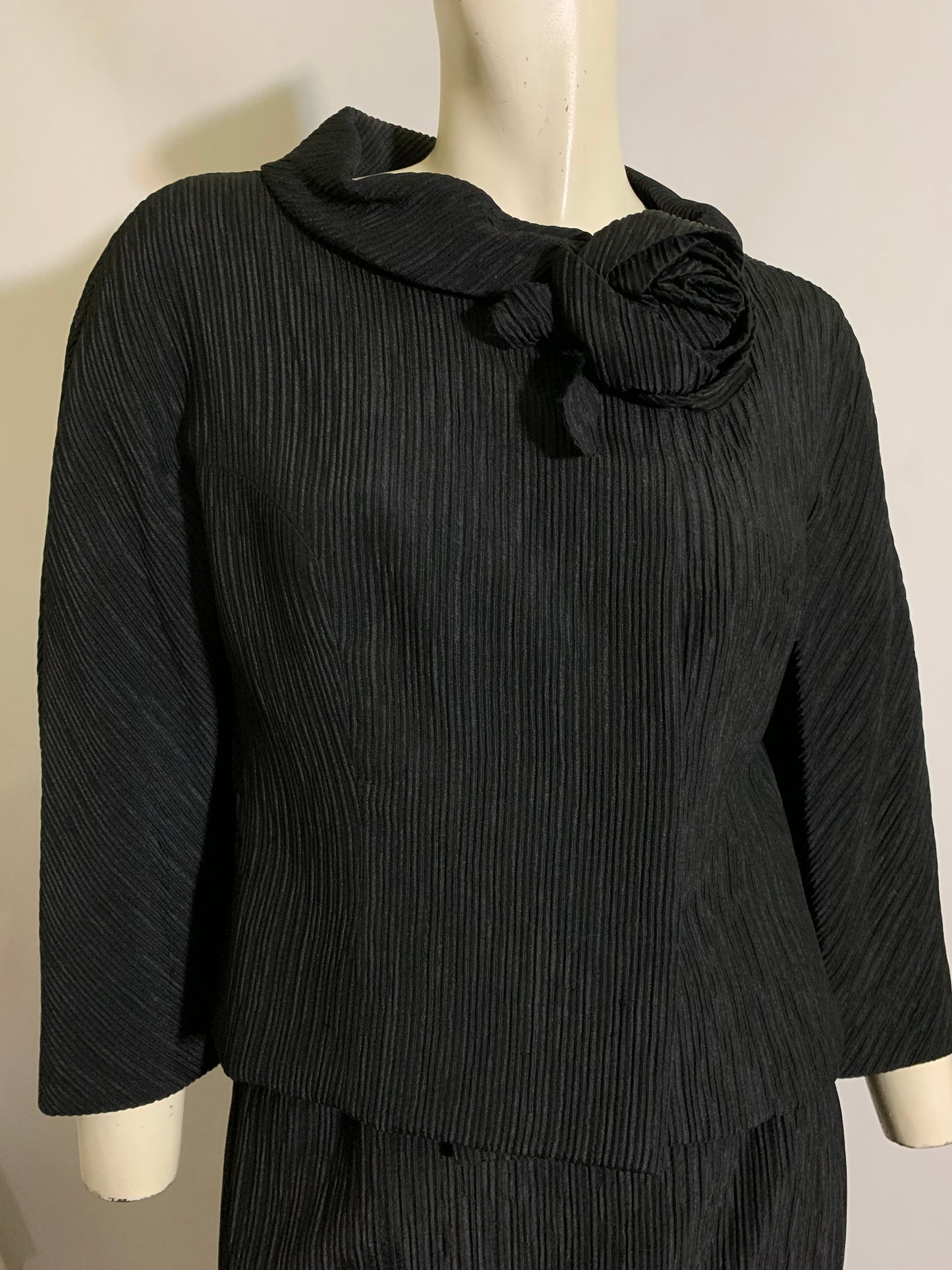 Elegant and Chic Black Textured Silk Cropped Jacket Suit with Flower circa 1960s