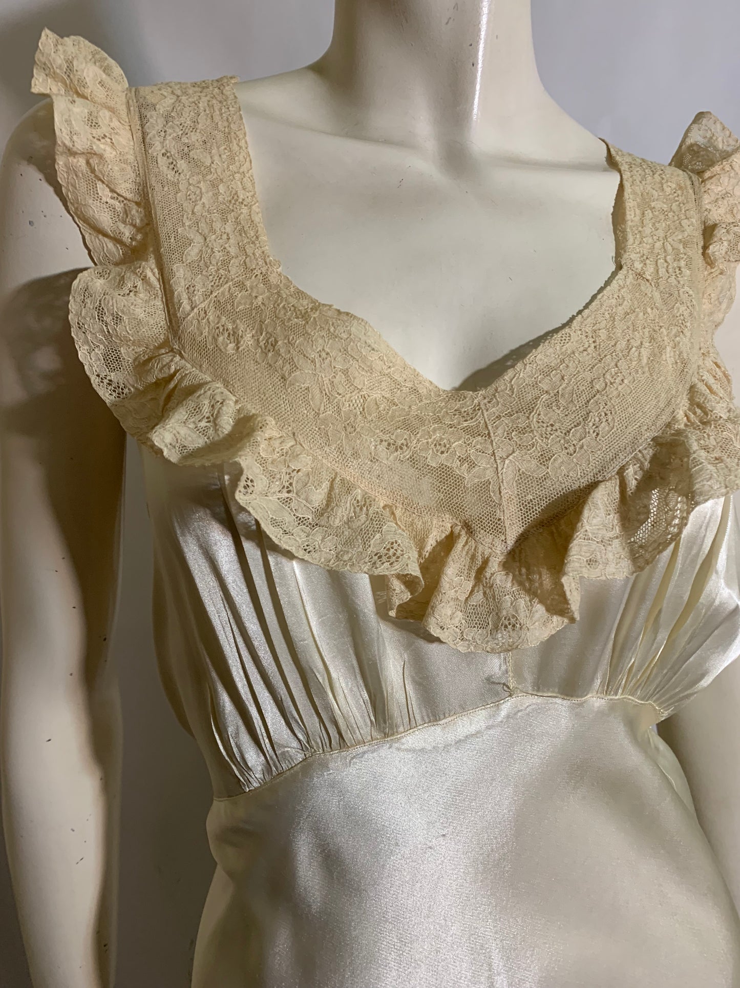 Luscious Ivory Bias Cut Satin Nightgown with Lace Ruffles circa 1940s S/M