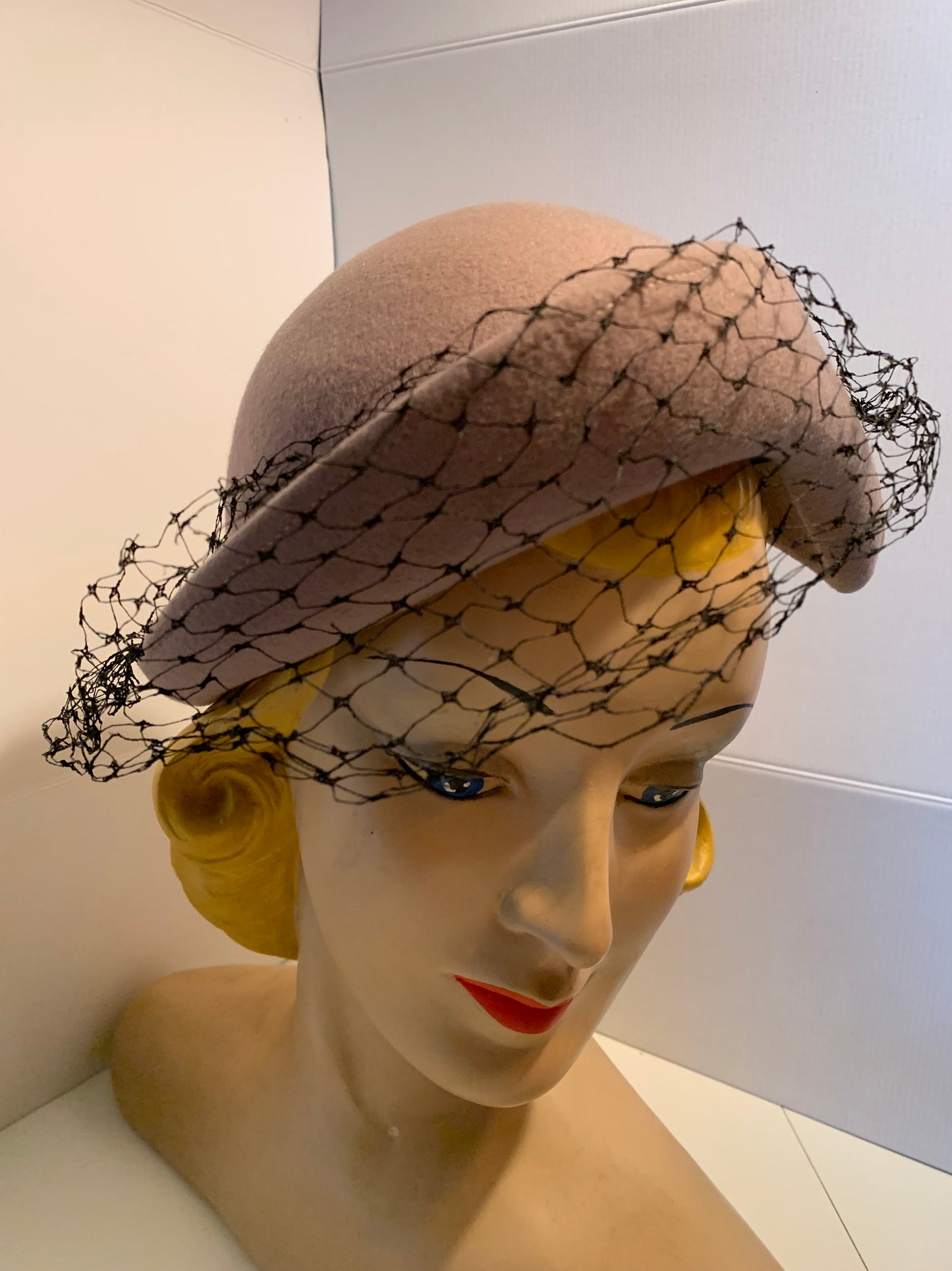 Rose Tan Angled Asymmetrical Fedora Hat with Veil circa 1940s