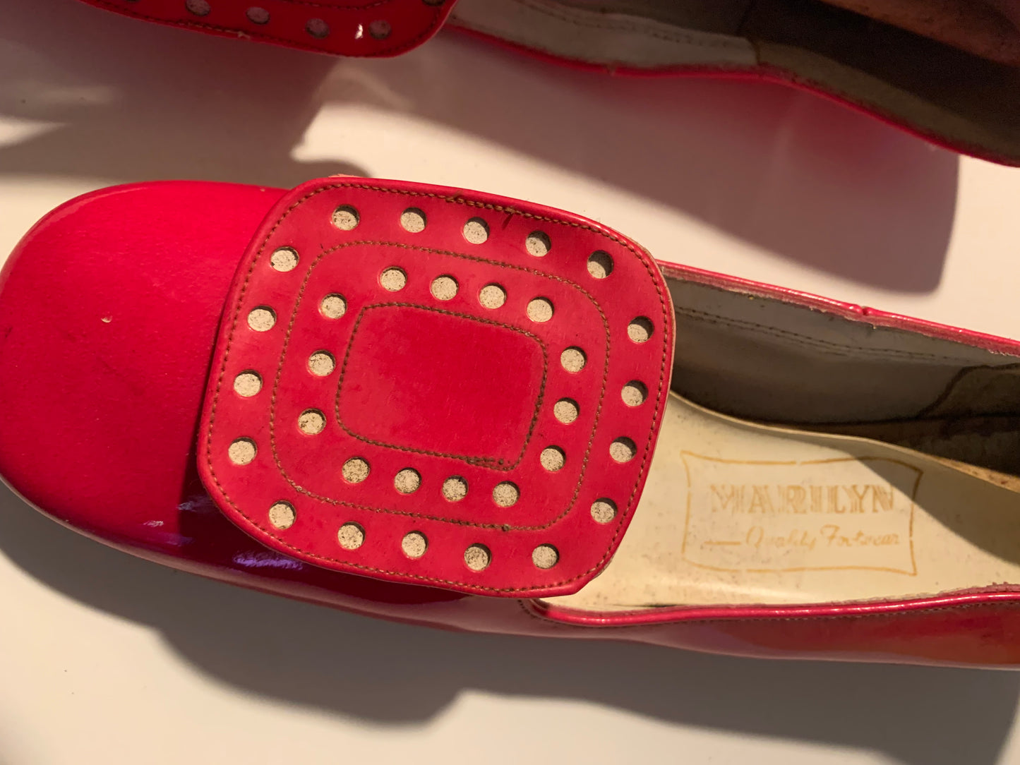 Electric Pink Patent Vinyl Squared Toe Low Heel Shoes circa 1970s 6.5