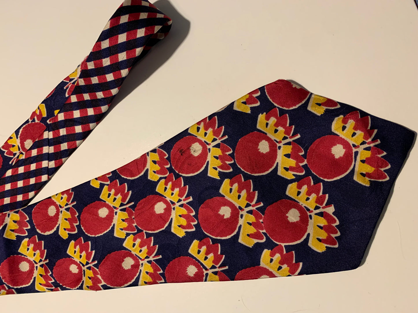 Abstract Flower Print & Gingham Silk Men's Tie circa 1940s