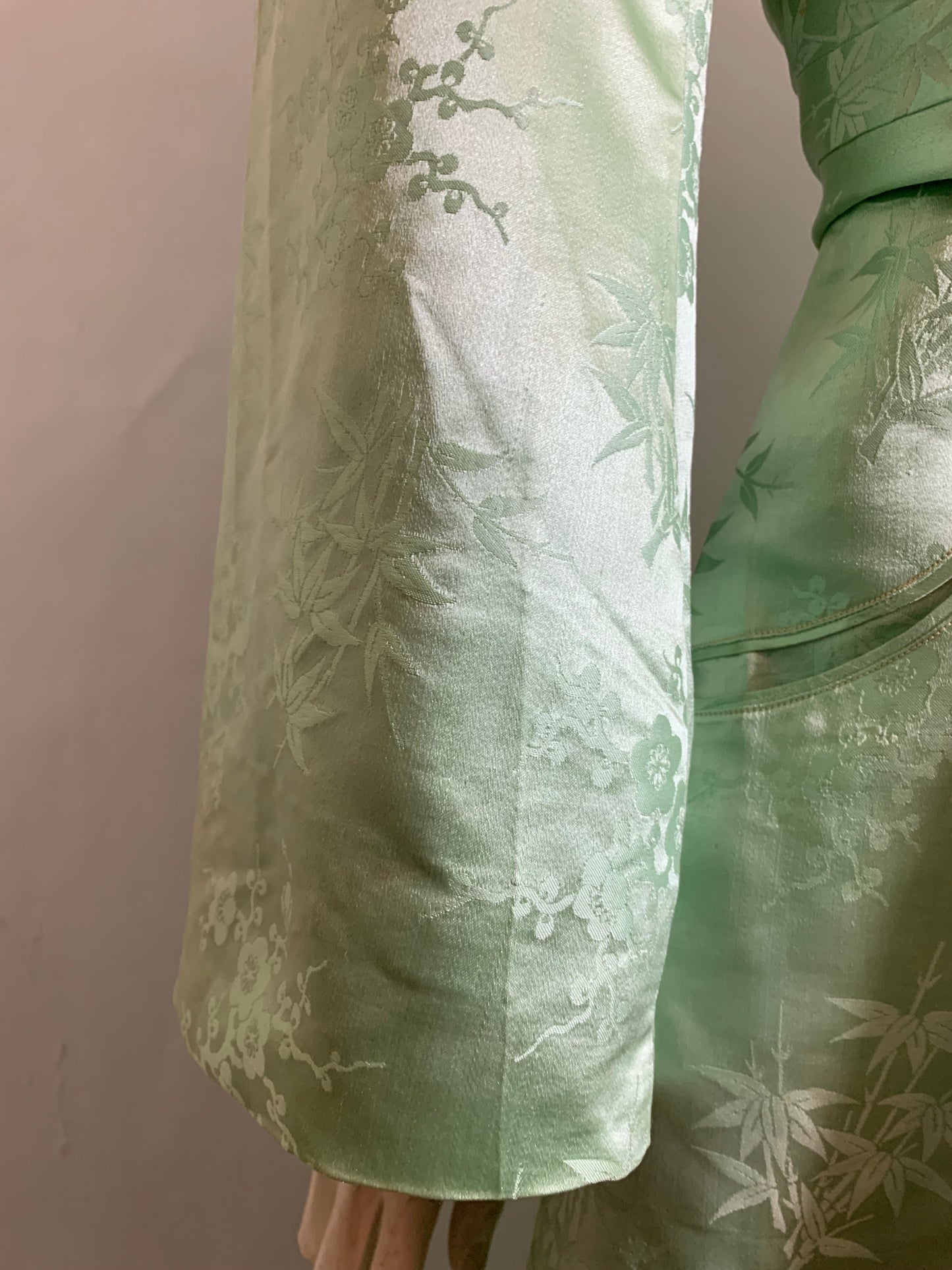Seafoam Chinese Silk and Black Silk Charmeuse Bell Sleeve Dressing Gown Robe circa 1940s