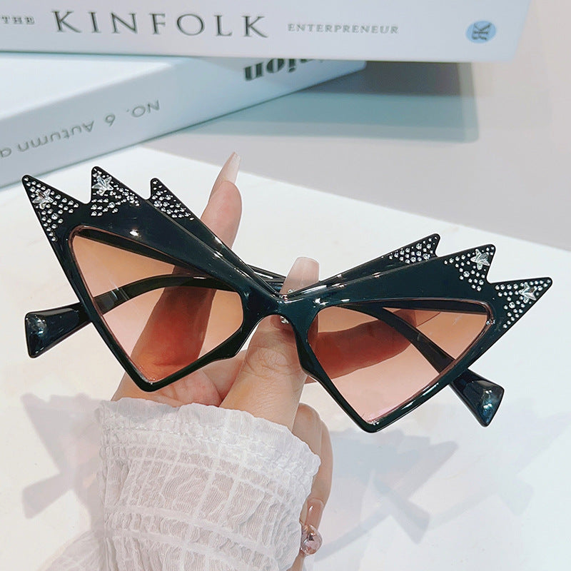 Lightning- the Jagged Cat Eye Sunglasses with Rhinestones 4 Colors