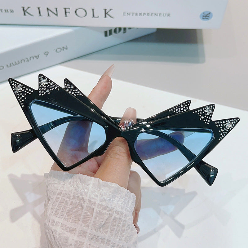 Lightning- the Jagged Cat Eye Sunglasses with Rhinestones 4 Colors