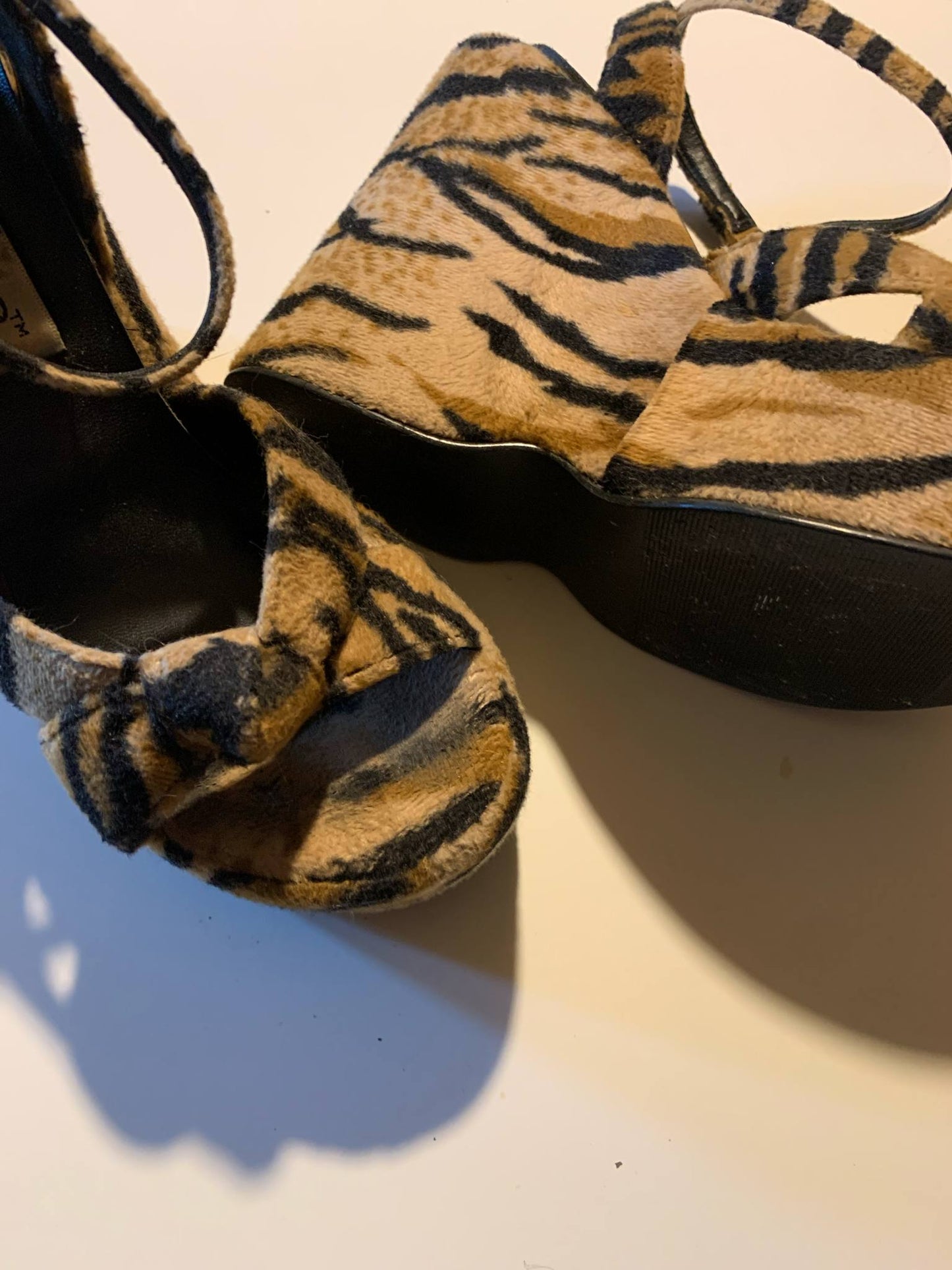 5" Heel Rare Faux Fur Tiger Print Wedge Platform Ankle Strap Shoes circa 1990s