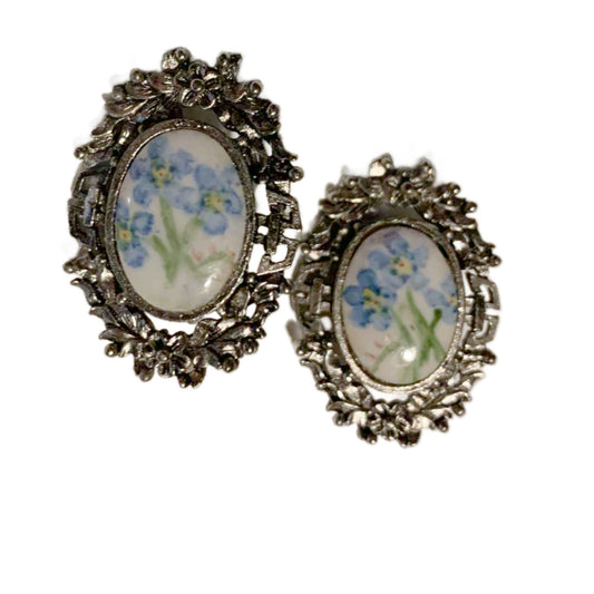 Iris Flower Oval Clip Earrings circa 1960s