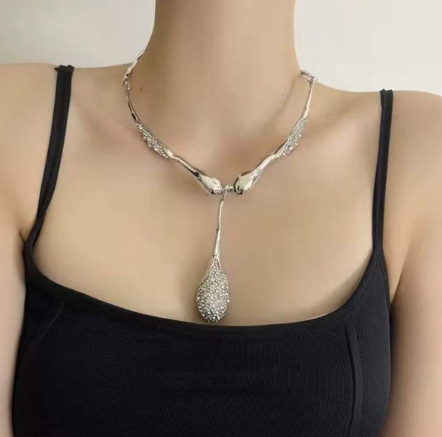 Mallory- the Botanical Rhinestone Pendant Necklace 2 Color Ways