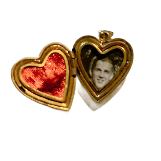 Masonic Tiny Heart Locket Pendant with Photo circa 1950s