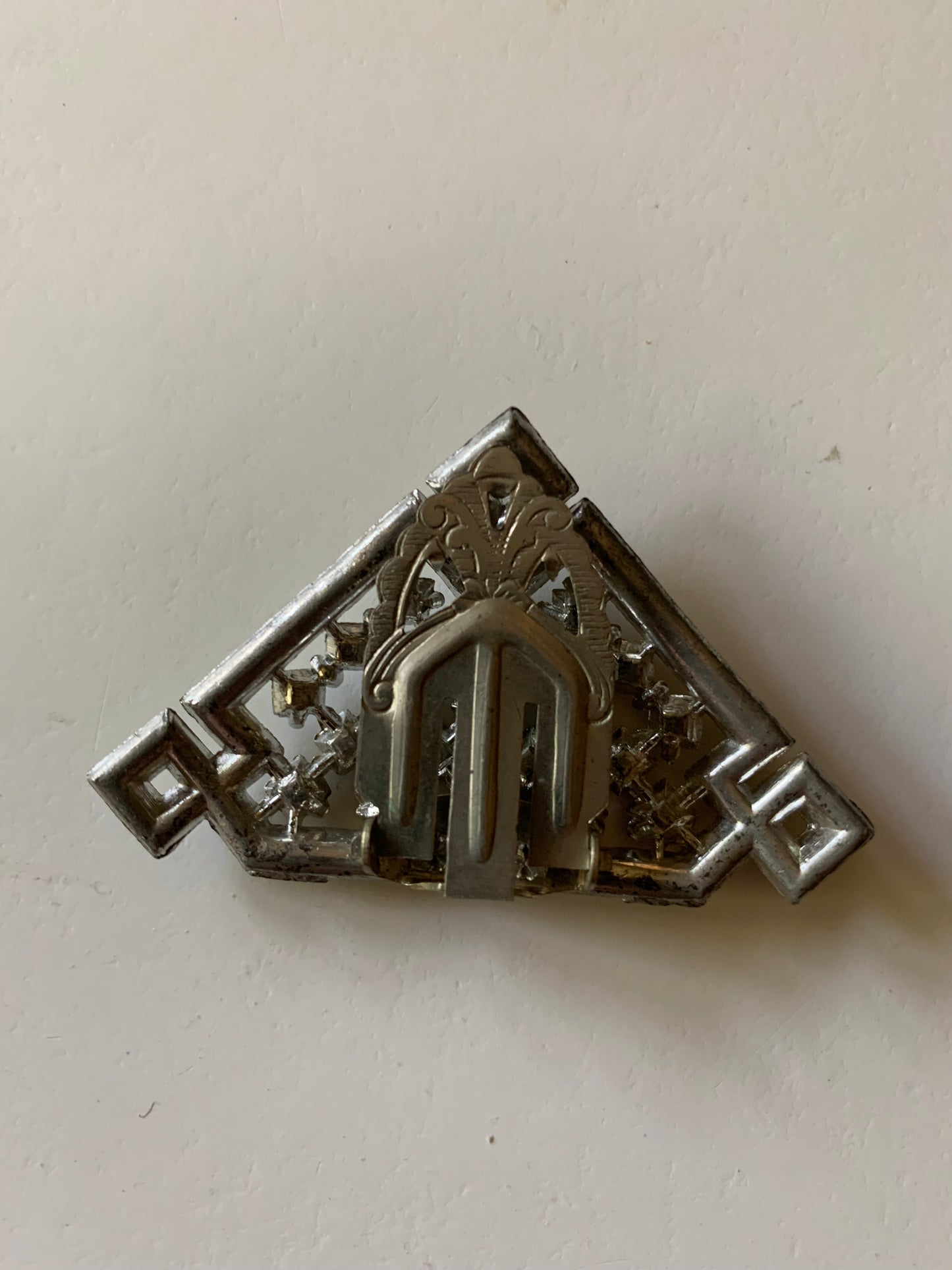 Large Silver Pot Metal Rhinestone Fur Clip circa 1930s