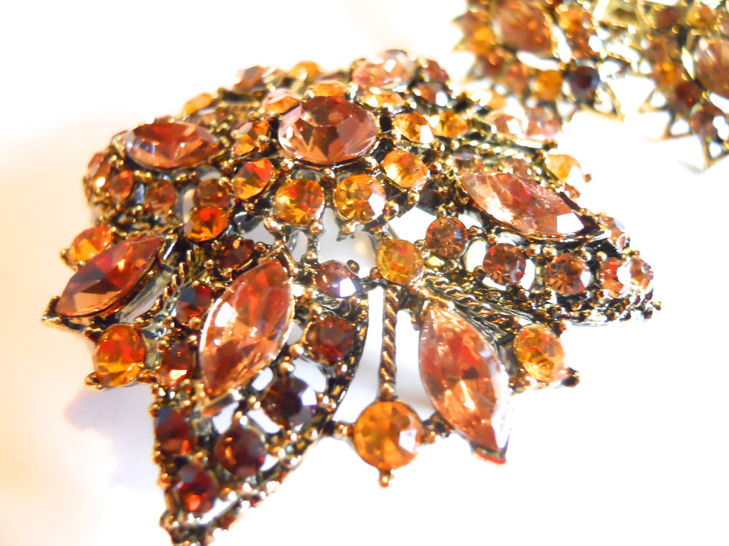 Topaz Hued 3-D Rhinestone 1960s Brooch and Dangle Clip Earrings