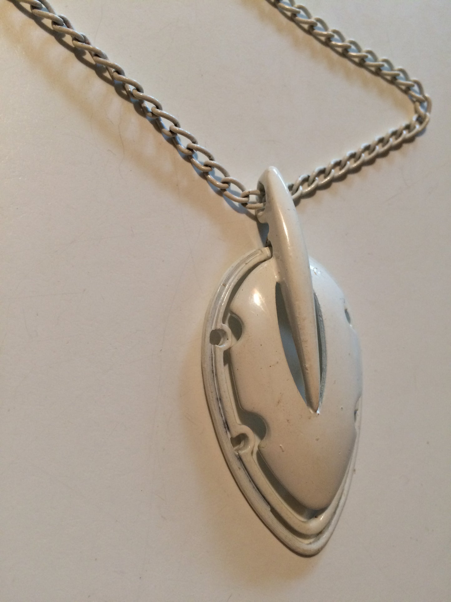 White Enameled Chain Necklace with Oblong Pendant circa 1970s