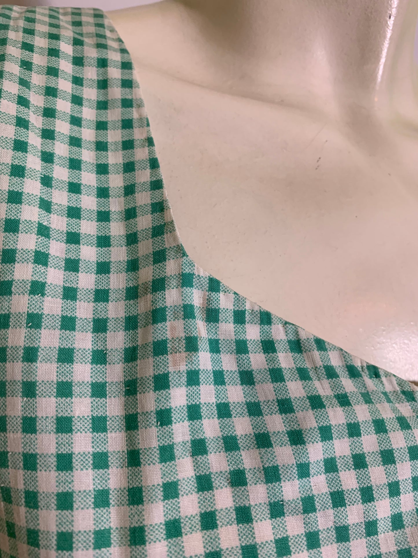 Grassy Green Gingham Cotton Day Dress with Zip Front circa 1940s