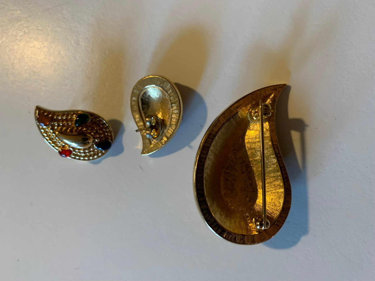 Bejeweled Paisley Brooch and Earrings Demi Parure Set circa 1990s