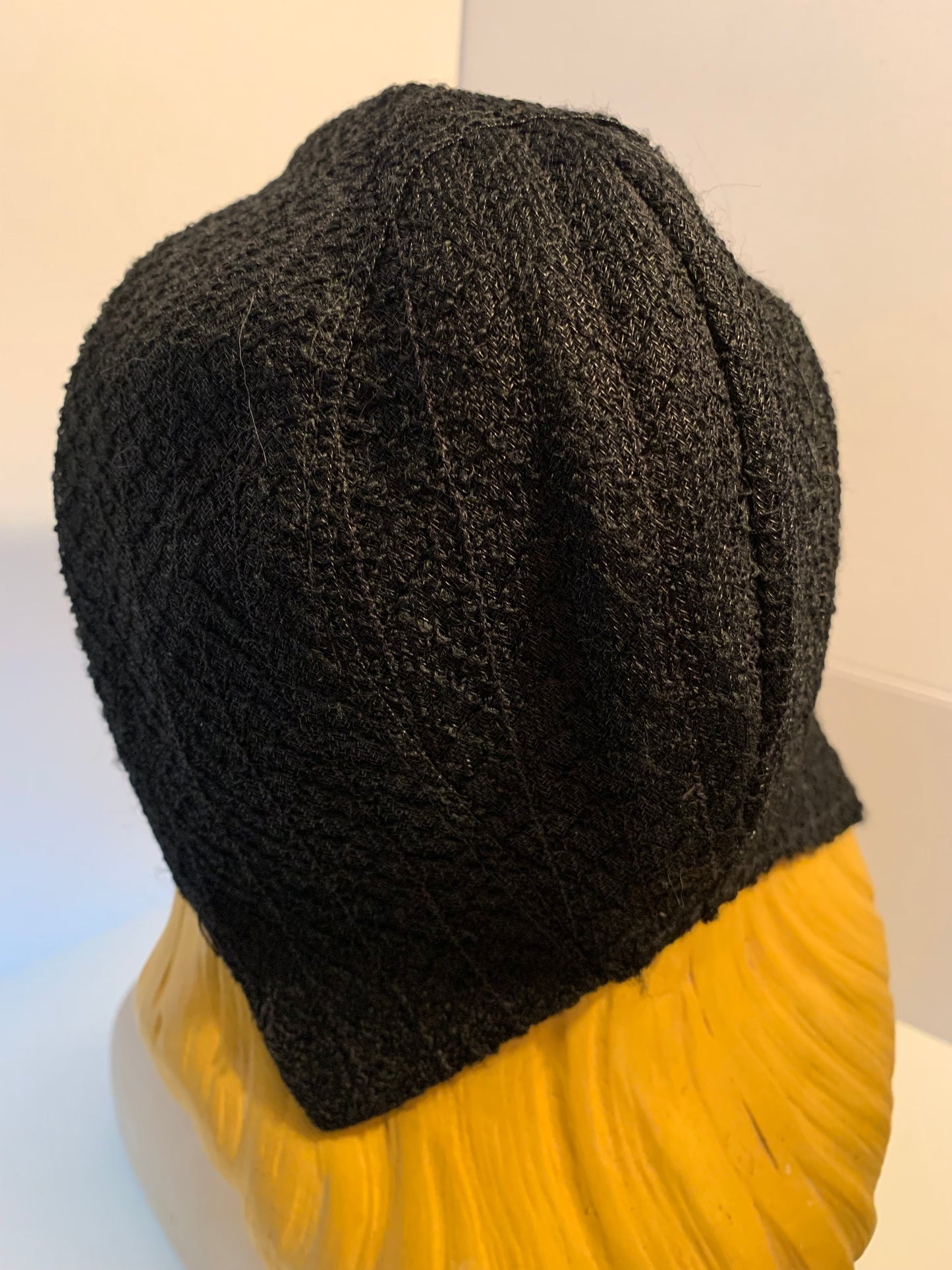 Black Art Deco Silk and Sisal Cloche Hat circa 1920s