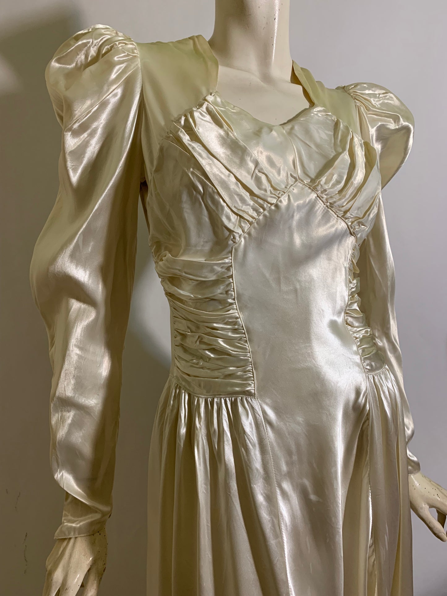 Sweetheart Neckline Slipper Satin Soft White Wedding Dress circa 1940s