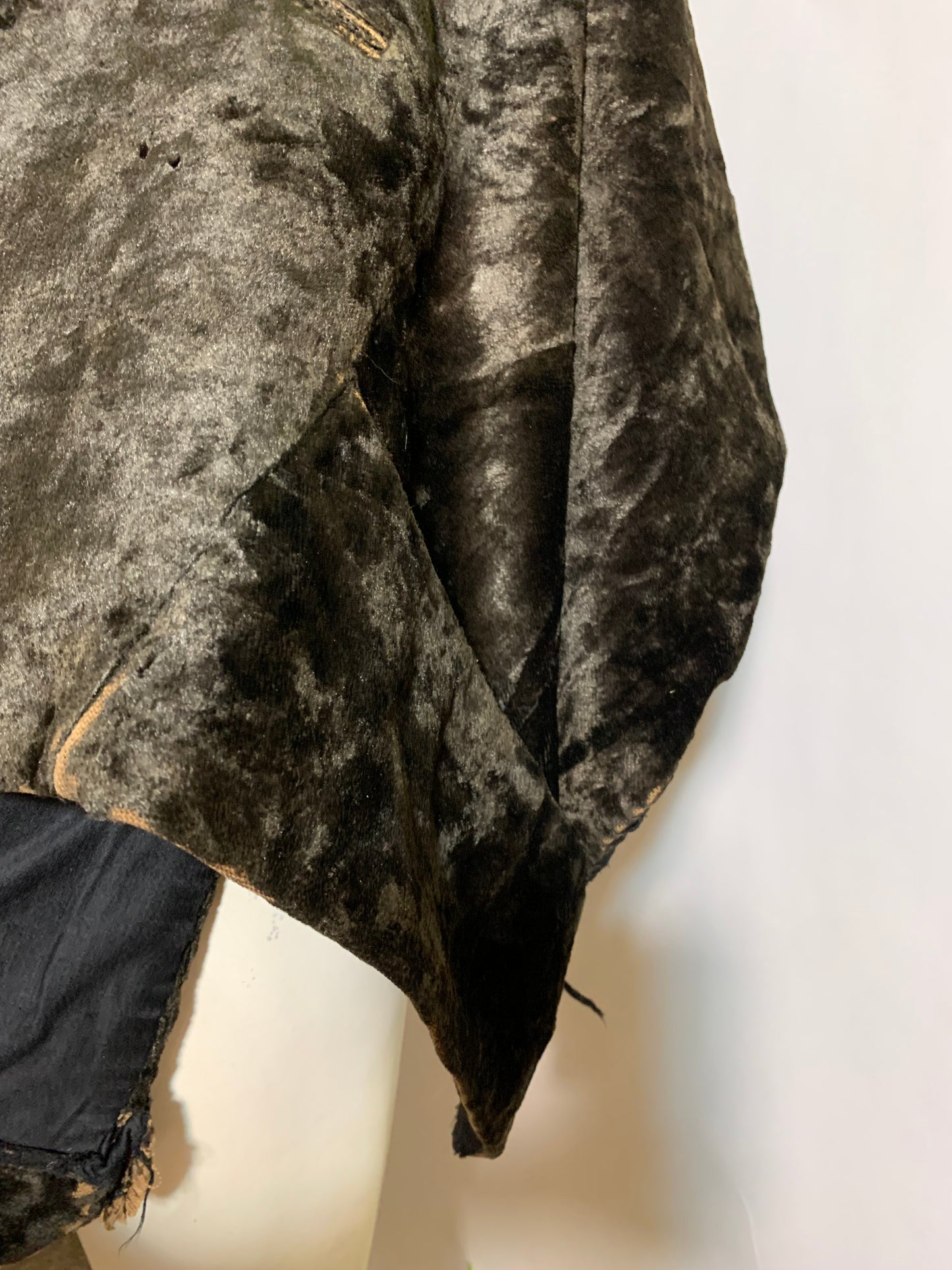 Black Velvet Lap Blanket or Wrap circa 1890s