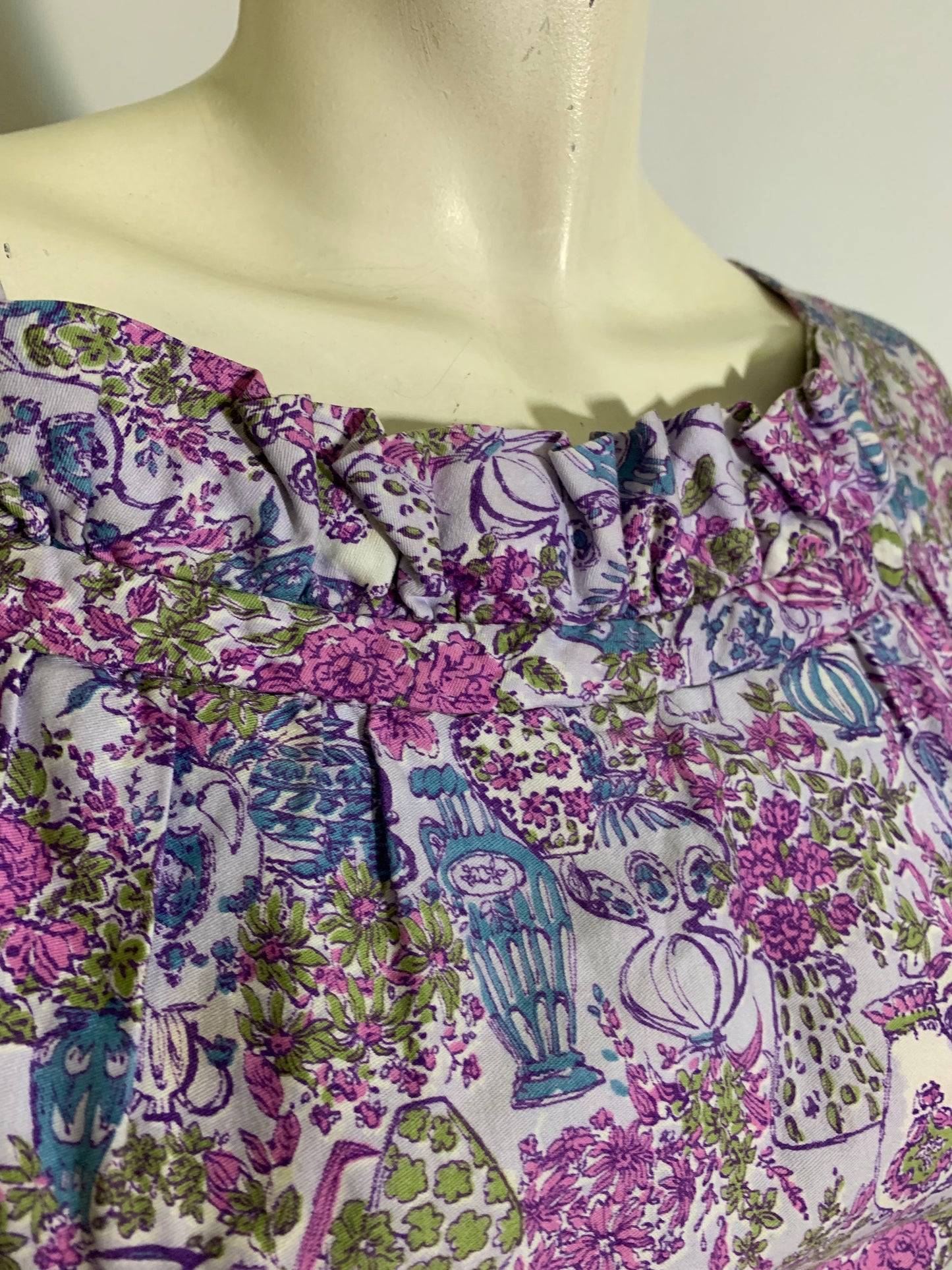 Delightful Lavender and Blue Flower Filled Vase Novelty Print Dress circa 1960s