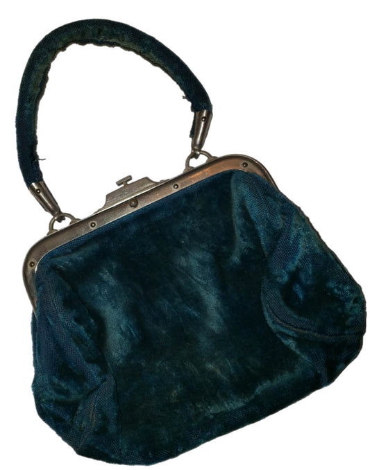 Emerald Green Cotton Velvet Handbag circa 1910s