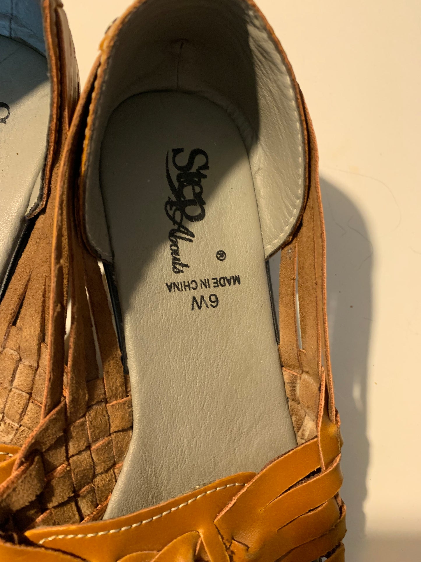 Brown Leather Classic Huaraches circa 1980s sz 6W