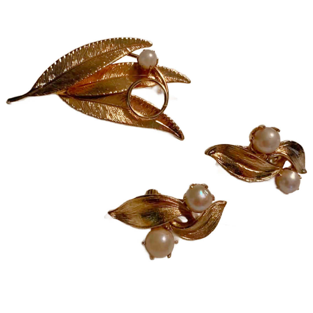 Flower and Faux Pearl Brooch and Earrings circa 1970s