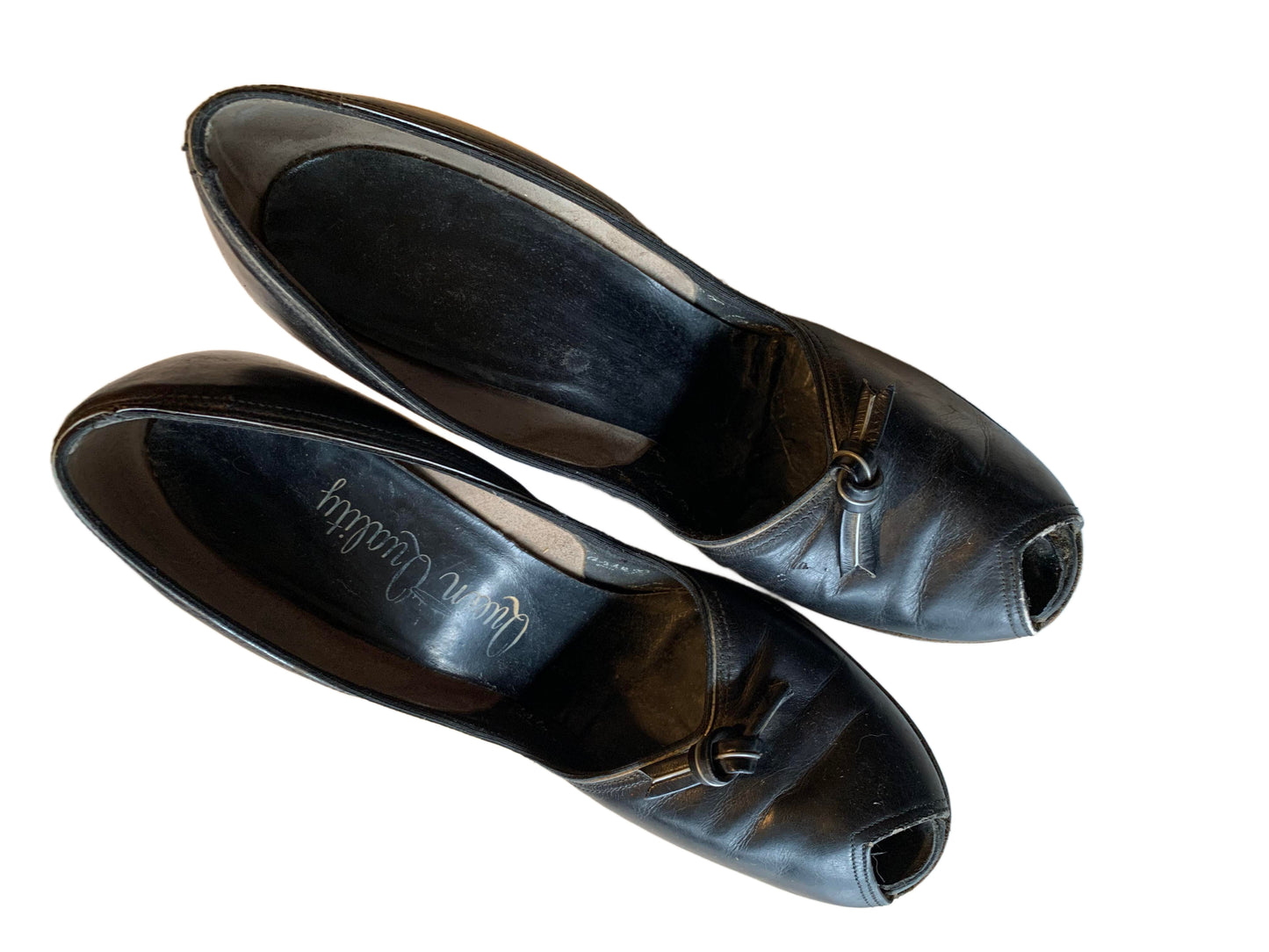 Black Leather Baby Doll Curvy Heel Peep Toe Shoes circa 1950s 7.5N