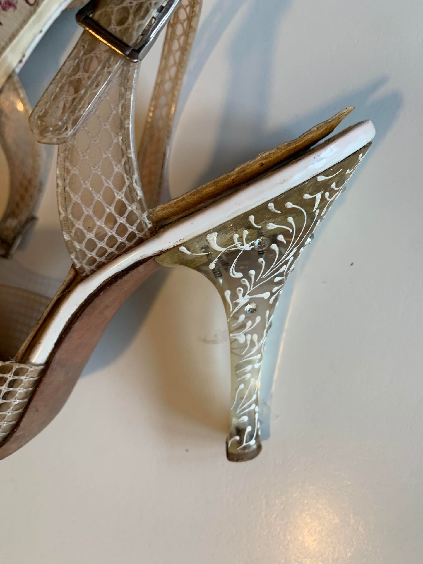 Nude Fishnet Clear Vinyl and Etched Lucite Peep Toe Shoes with Rhinestones circa 1950s 6 N