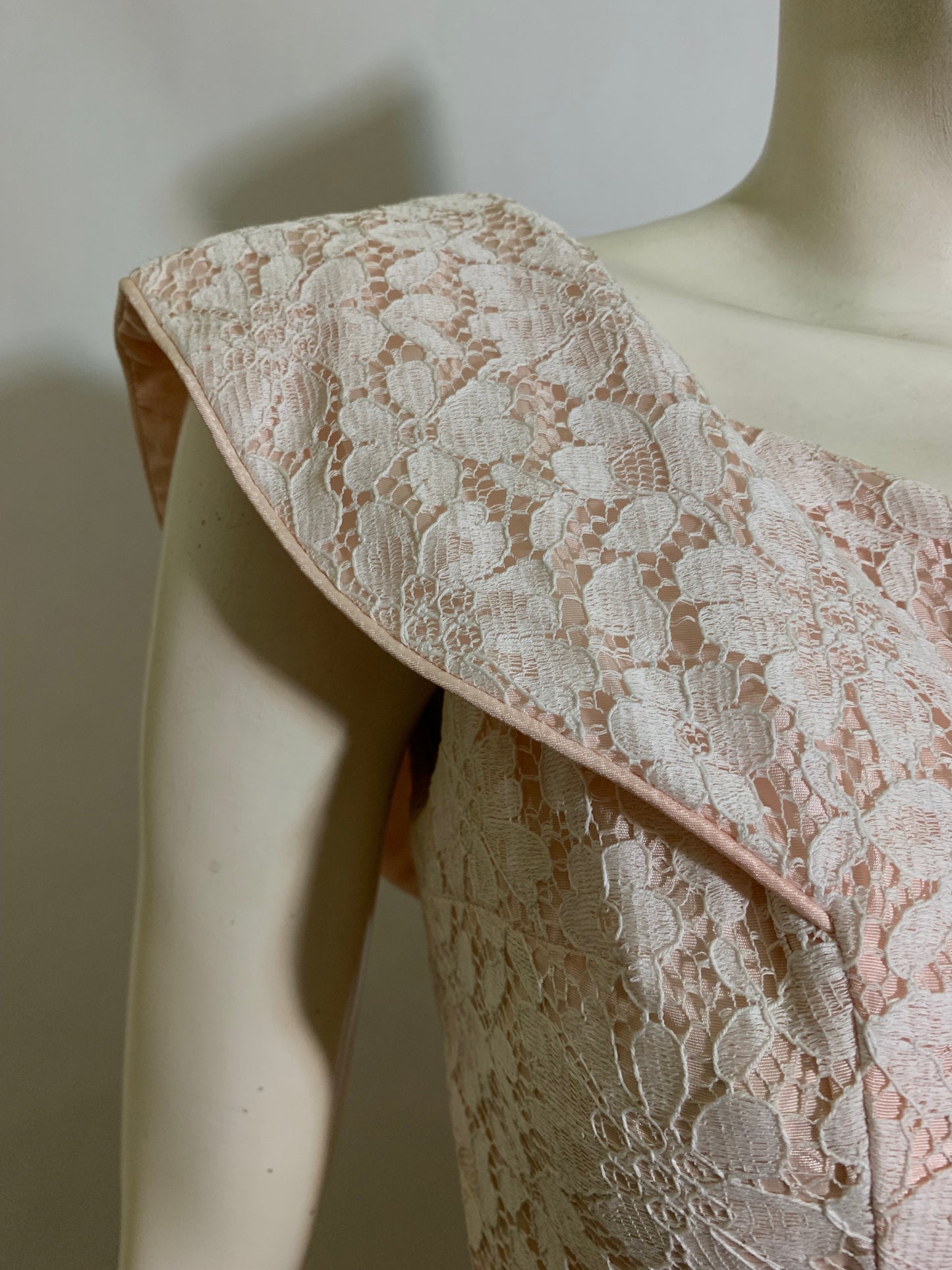 Baby Pink Lace Full Skirt Dress with Bow Back circa 1960s
