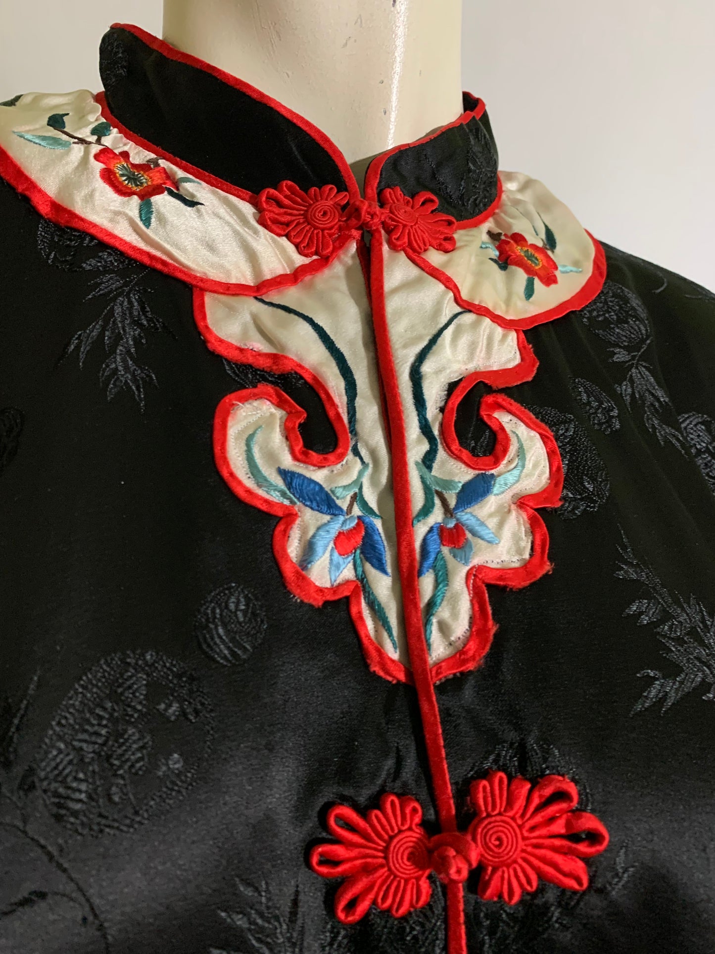 Embroidered Black Rayon Chinese Embroidered Pajamas circa 1960s XL