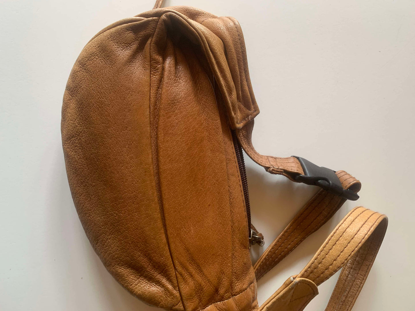 Classic Brown Leather Waist Bag Fanny Pack circa 1990s