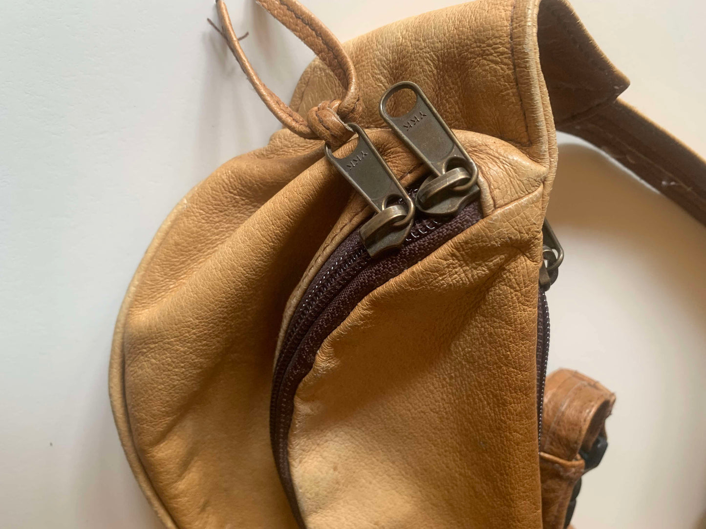 Classic Brown Leather Waist Bag Fanny Pack circa 1990s