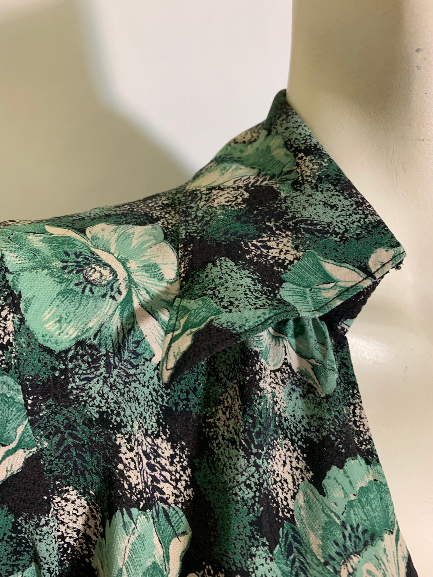Teal and Black Floral Print Dropped Waist Dress circa 1920s