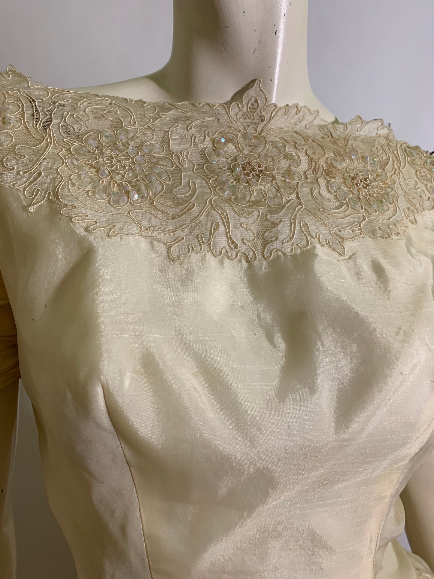 Ivory Organza Short Sleeved Sequined Wedding Dress Massive Skirt circa 1950s
