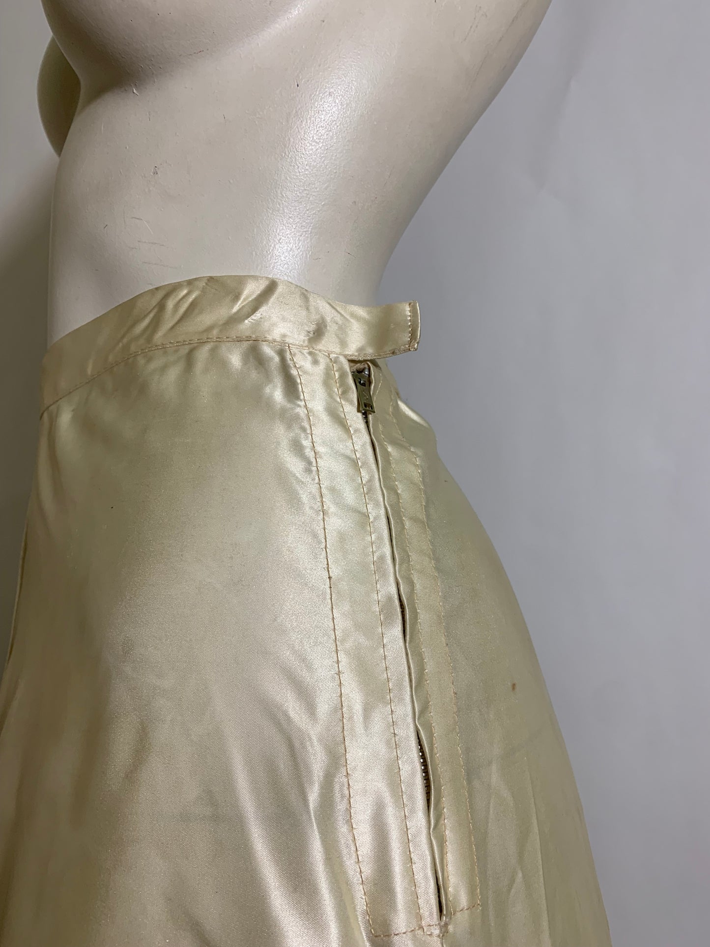 Ivory Slipper Satin Hoop Hem Crinoline circa 1940s