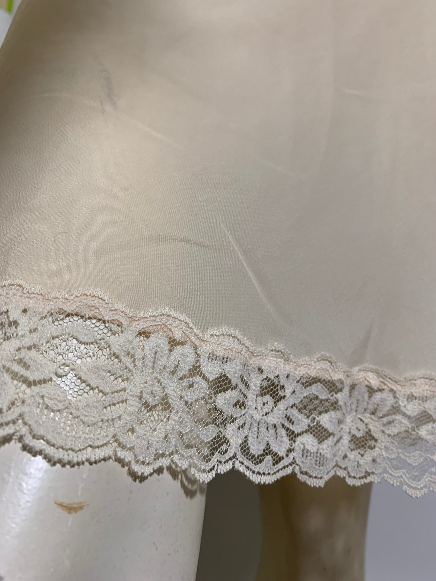 Softest Peach Nylon Lace Trimmed Full Slip circa 1940s 36