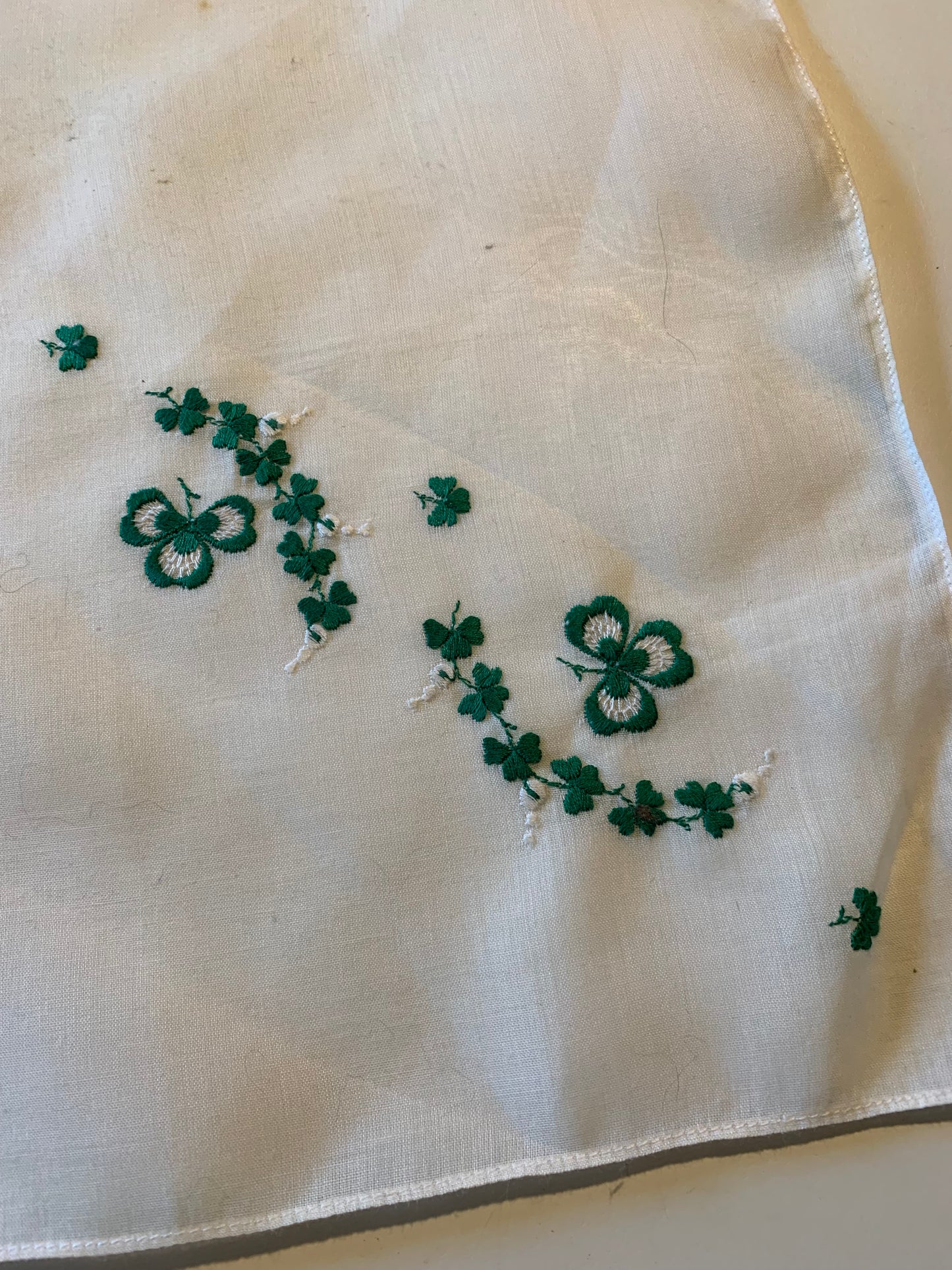 Shamrock Embroidered White Cotton Handkerchief circa 1960s