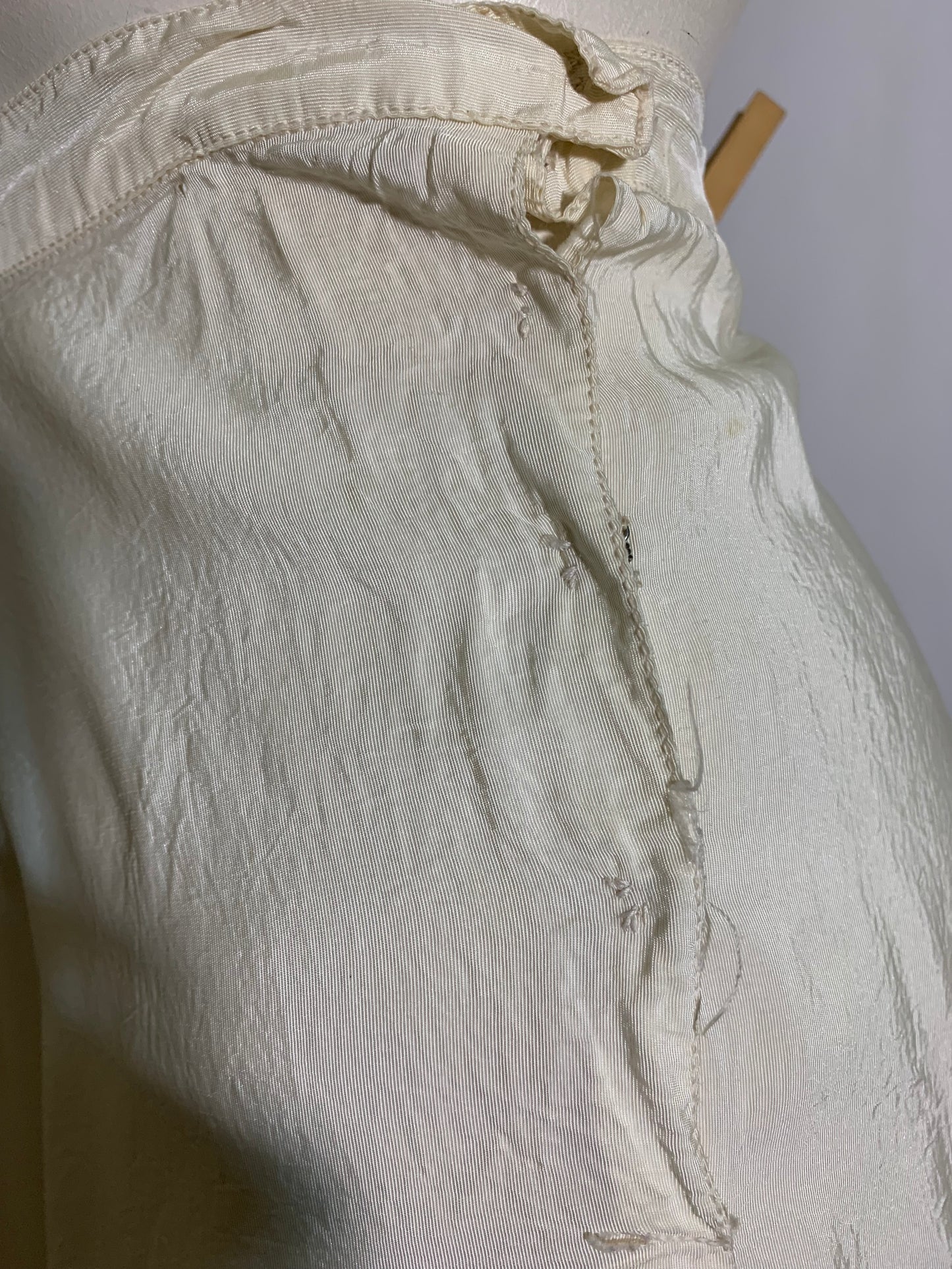 Winter White Acetate Taffeta Full Length Half Slip circa 1940s