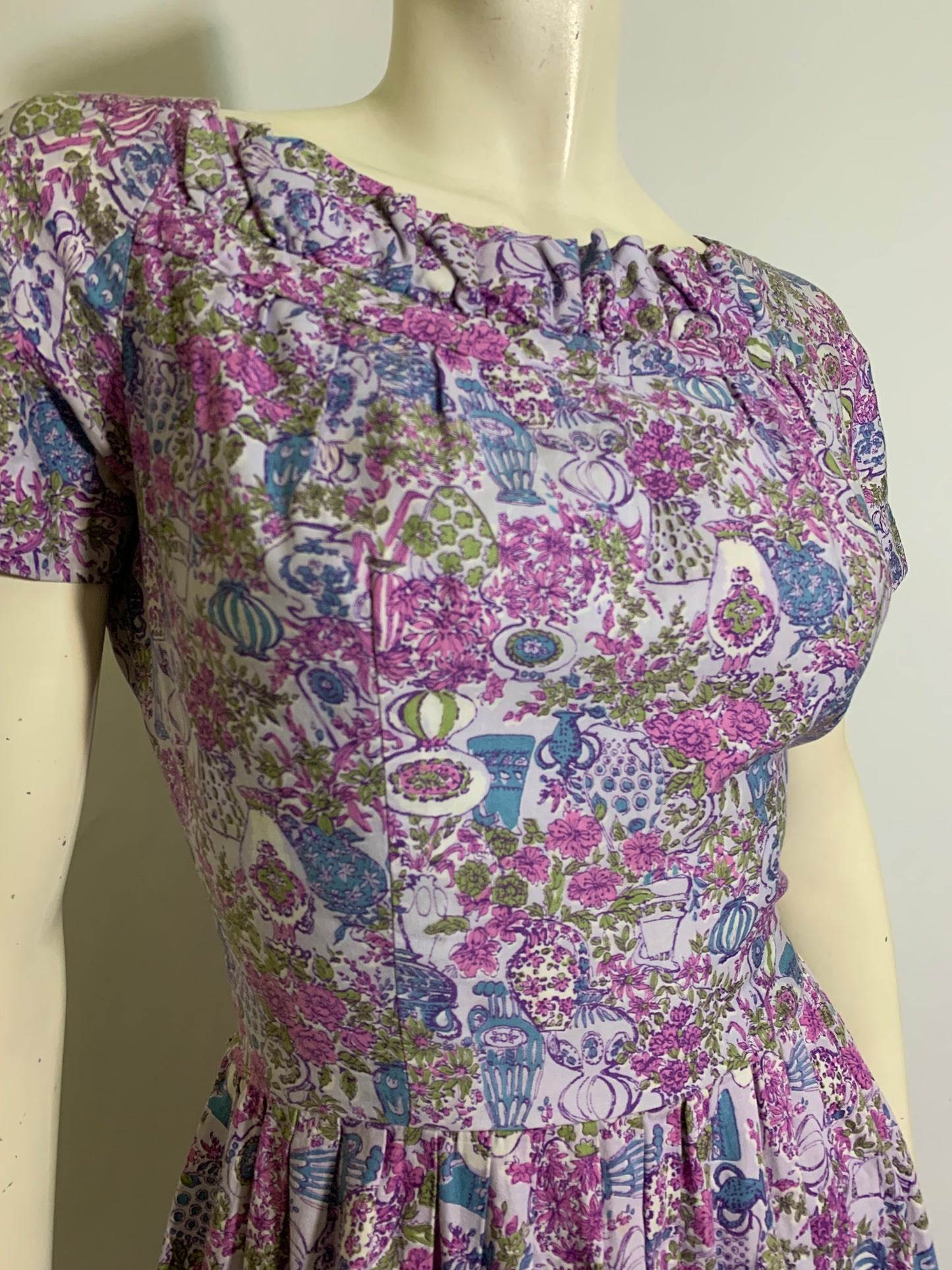 Delightful Lavender and Blue Flower Filled Vase Novelty Print Dress circa 1960s
