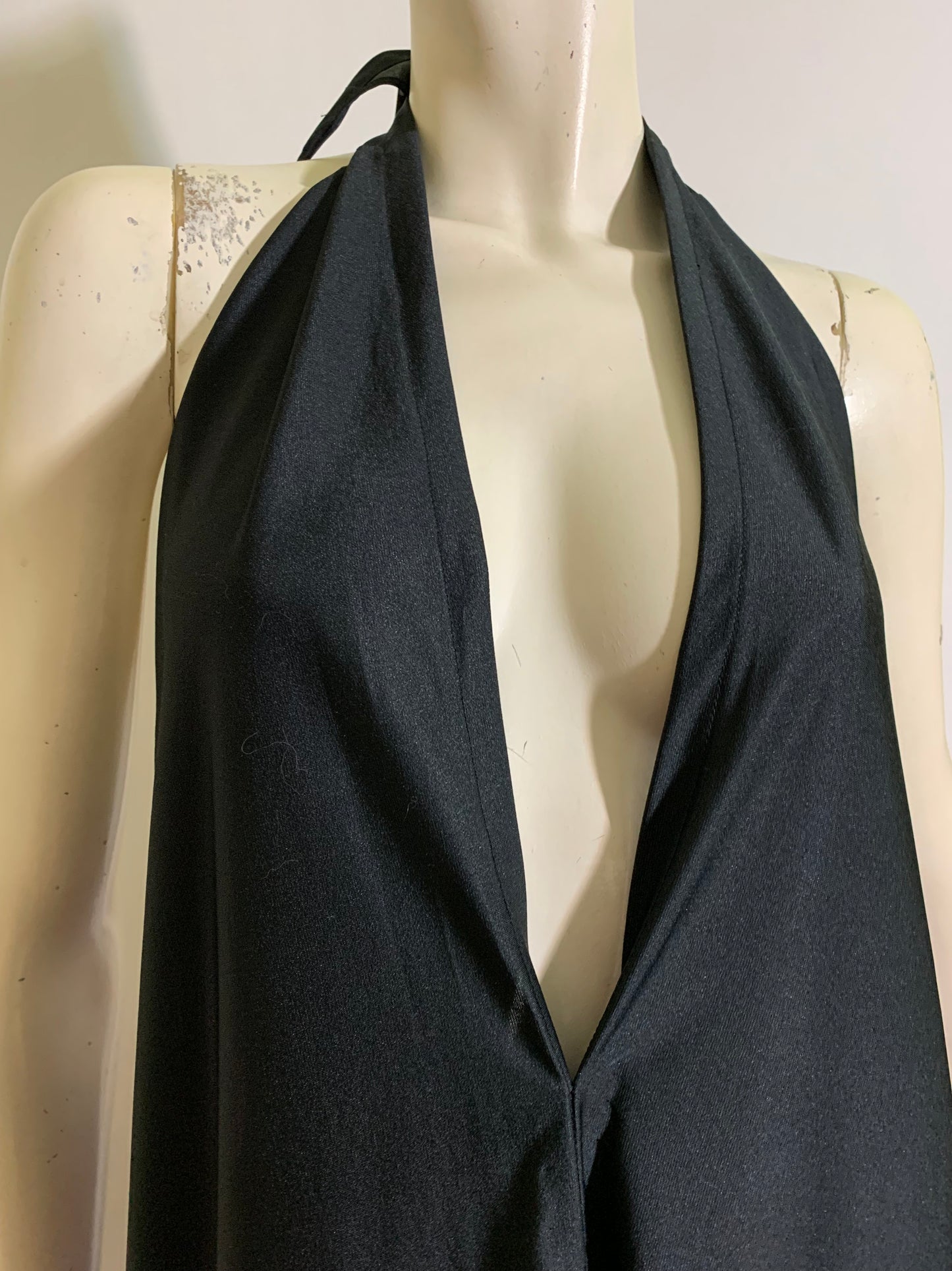 Hawaiian Jersey Nylon Deep V Neck Low Back Beach Dress circa 1980s