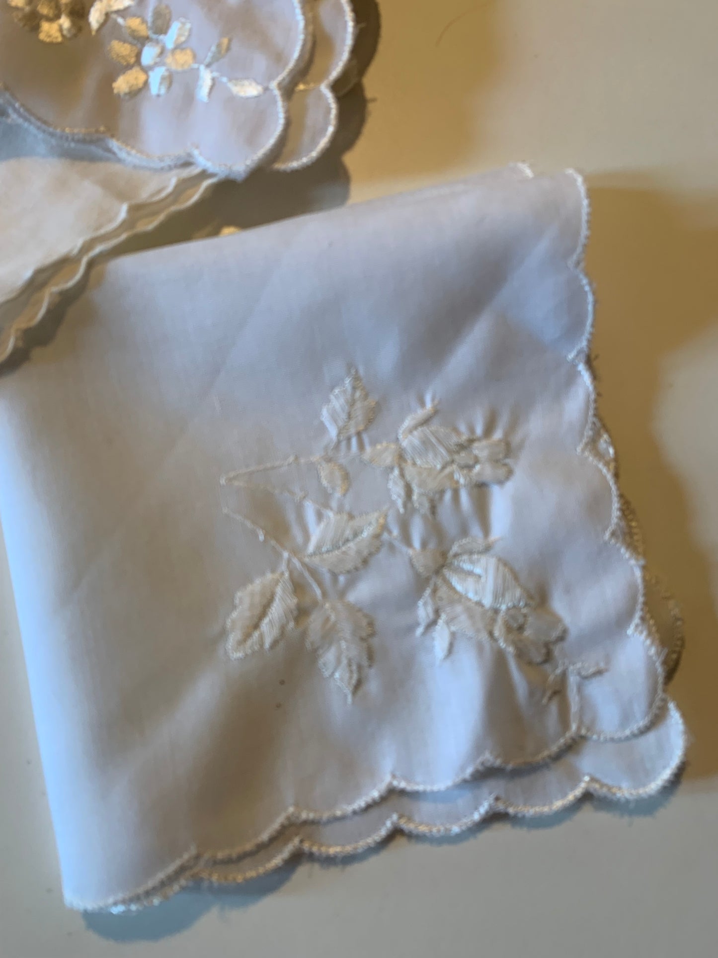 Lot 3 White Cotton Handkerchiefs with Embroidered Flowers and Scalloped Edges circa 1960s