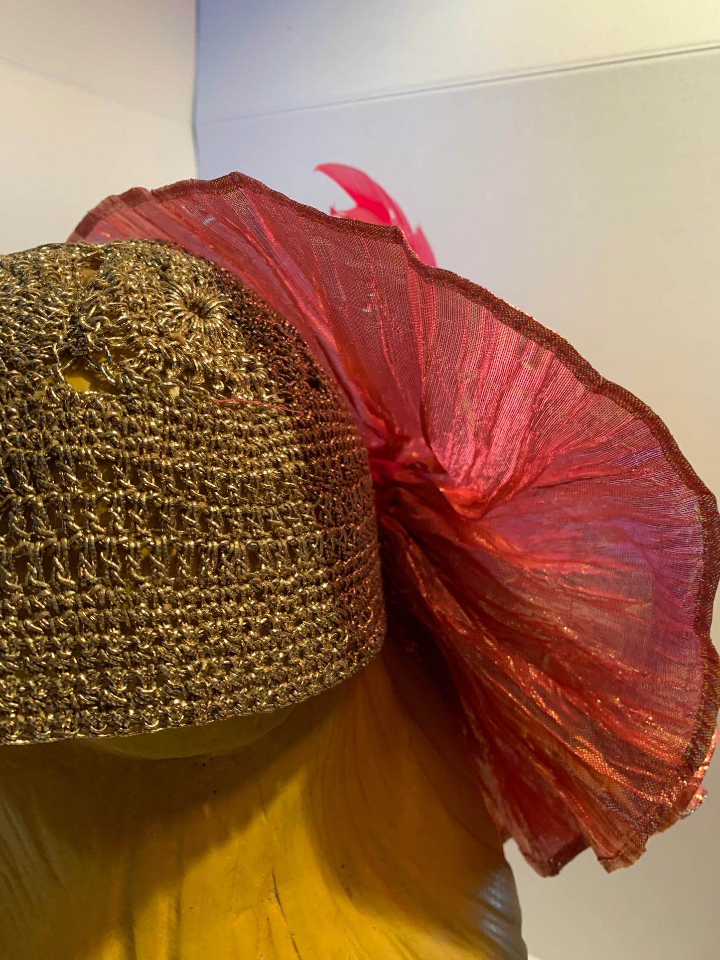 Limelight Reimagined 1930s Gold Metallic Hat with Iridescent Pink Fan Pleats and Feathers
