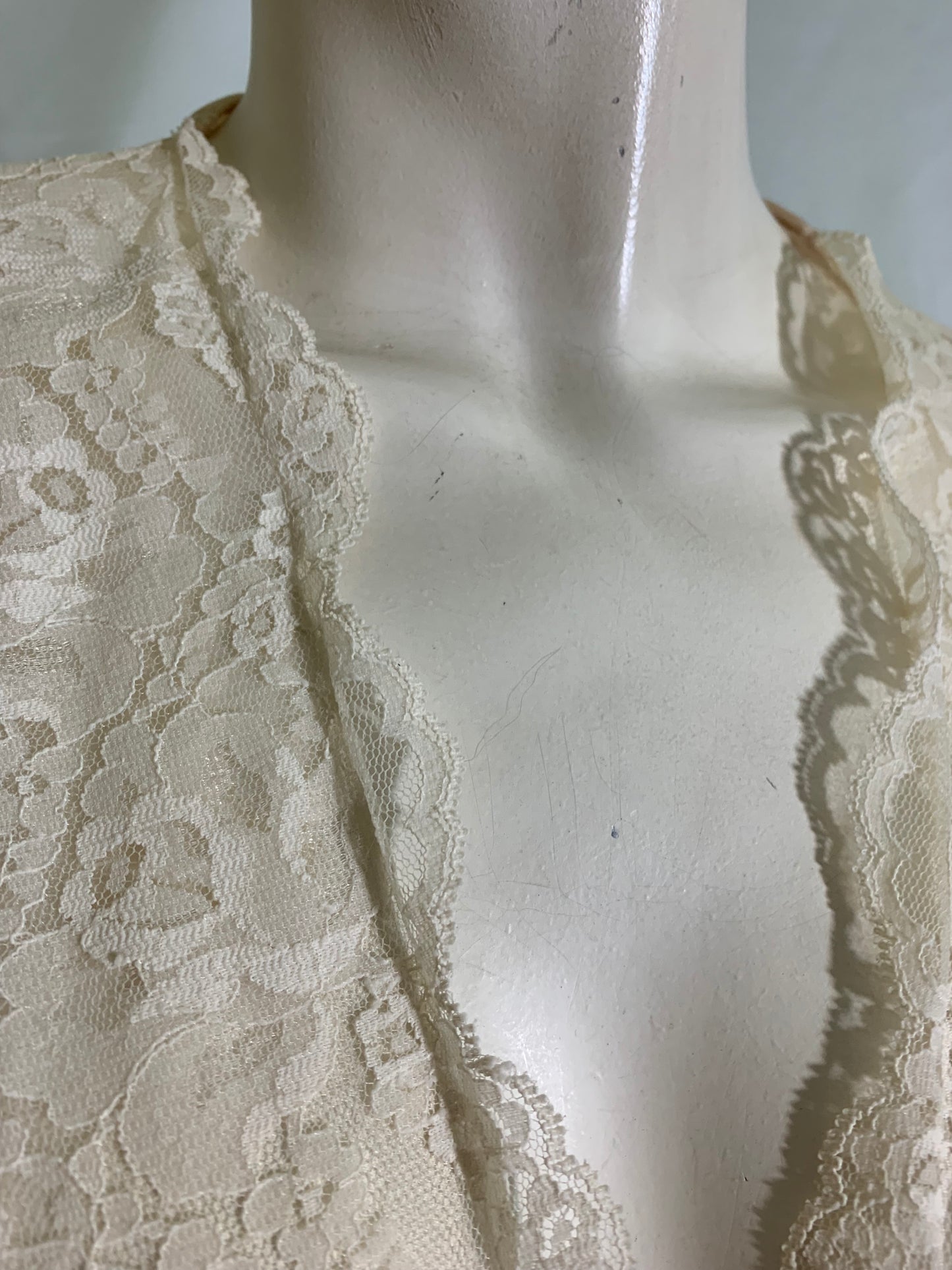 Dreamy Pale Pink Nylon Dressing Gown Robe Lace Trim Batwing Sleeves circa 1980s